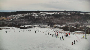 Skiareál Hlubočky - Horní část sjezdovky skiareálu Hlubočky - 2.1.2026 v 10:05