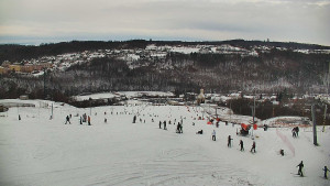Skiareál Hlubočky - Horní část sjezdovky skiareálu Hlubočky - 2.1.2026 v 10:35