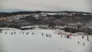 Skiareál Hlubočky - Horní část sjezdovky skiareálu Hlubočky - 2.1.2026 v 12:05