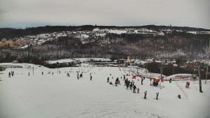 Skiareál Hlubočky - Horní část sjezdovky skiareálu Hlubočky - 2.1.2026 v 12:10