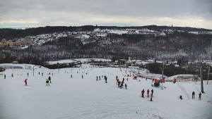 Skiareál Hlubočky - Horní část sjezdovky skiareálu Hlubočky - 2.1.2026 v 13:45