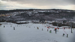 Skiareál Hlubočky - Horní část sjezdovky skiareálu Hlubočky - 2.1.2026 v 13:55