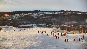 Skiareál Hlubočky - Horní část sjezdovky skiareálu Hlubočky - 2.1.2026 v 15:25