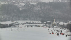 Horní část sjezdovky skiareálu Hlubočky