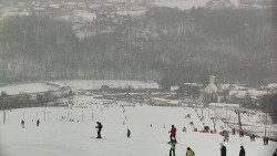 Horní část sjezdovky skiareálu Hlubočky