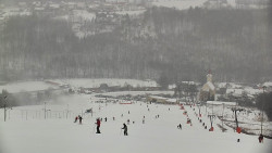 Horní část sjezdovky skiareálu Hlubočky