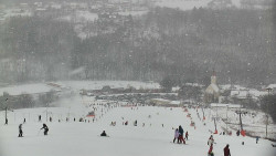 Horní část sjezdovky skiareálu Hlubočky