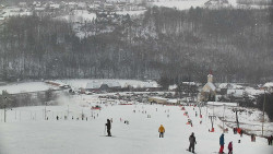 Horní část sjezdovky skiareálu Hlubočky