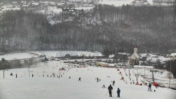 Horní část sjezdovky skiareálu Hlubočky
