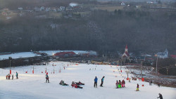 Horní část sjezdovky skiareálu Hlubočky