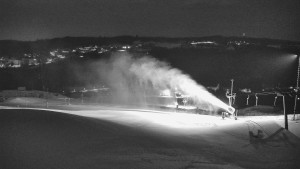 Skiareál Hlubočky - Horní část sjezdovky skiareálu Hlubočky - 1.2.2026 v 04:20