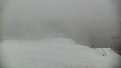 Horní část sjezdovky skiareálu Hlubočky