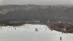 Horní část sjezdovky skiareálu Hlubočky