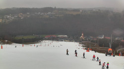 Horní část sjezdovky skiareálu Hlubočky