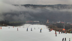 Horní část sjezdovky skiareálu Hlubočky