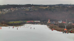 Horní část sjezdovky skiareálu Hlubočky