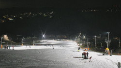 Horní část sjezdovky skiareálu Hlubočky