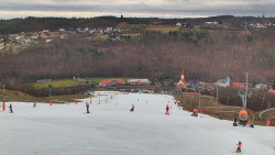 Horní část sjezdovky skiareálu Hlubočky