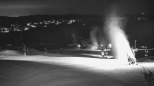 Skiareál Hlubočky - Horní část sjezdovky skiareálu Hlubočky - 16.2.2026 v 02:55