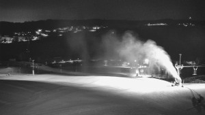 Skiareál Hlubočky - Horní část sjezdovky skiareálu Hlubočky - 16.2.2026 v 04:55