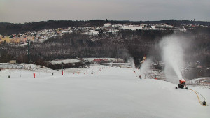 Skiareál Hlubočky - Horní část sjezdovky skiareálu Hlubočky - 16.2.2026 v 07:55