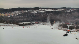 Skiareál Hlubočky - Horní část sjezdovky skiareálu Hlubočky - 16.2.2026 v 08:15