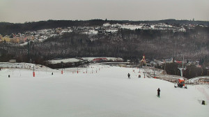 Skiareál Hlubočky - Horní část sjezdovky skiareálu Hlubočky - 16.2.2026 v 09:15