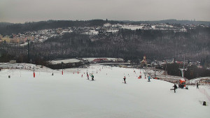 Skiareál Hlubočky - Horní část sjezdovky skiareálu Hlubočky - 16.2.2026 v 13:00