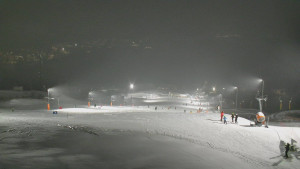 Skiareál Hlubočky - Horní část sjezdovky skiareálu Hlubočky - 16.2.2026 v 18:05