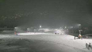 Skiareál Hlubočky - Horní část sjezdovky skiareálu Hlubočky - 16.2.2026 v 18:20