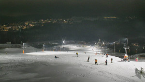 Skiareál Hlubočky - Horní část sjezdovky skiareálu Hlubočky - 16.2.2026 v 19:00