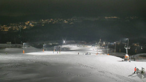 Skiareál Hlubočky - Horní část sjezdovky skiareálu Hlubočky - 16.2.2026 v 19:05