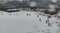 Horní část sjezdovky skiareálu Hlubočky