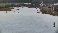 Horní část sjezdovky skiareálu Hlubočky