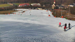 Horní část sjezdovky skiareálu Hlubočky