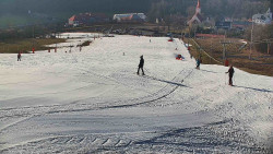 Horní část sjezdovky skiareálu Hlubočky