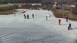 Horní část sjezdovky skiareálu Hlubočky