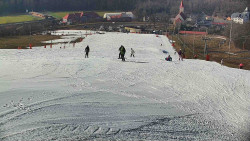 Horní část sjezdovky skiareálu Hlubočky