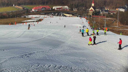 Horní část sjezdovky skiareálu Hlubočky