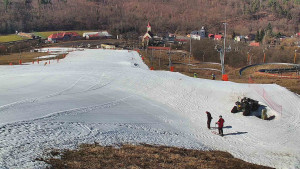 Skiareál Hlubočky - Horní část sjezdovky skiareálu Hlubočky - 2.3.2026 v 11:55