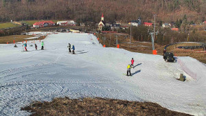Skiareál Hlubočky - Horní část sjezdovky skiareálu Hlubočky - 3.3.2026 v 09:45
