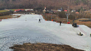 Skiareál Hlubočky - Horní část sjezdovky skiareálu Hlubočky - 3.3.2026 v 10:55 Skiareál Hlubočky - Horní část sjezdovky skiareálu Hlubočky - 3.3.2026 v 10:55