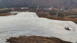 Horní část sjezdovky skiareálu Hlubočky