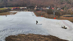 Horní část sjezdovky skiareálu Hlubočky