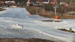 Horní část sjezdovky skiareálu Hlubočky