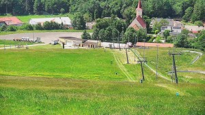 Skiareál Hlubočky - Horní část sjezdovky skiareálu Hlubočky - 31.5.2026 v 13:55 Skiareál Hlubočky - Horní část sjezdovky skiareálu Hlubočky - 31.5.2026 v 13:55