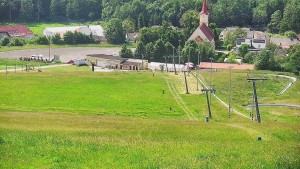 Skiareál Hlubočky - Horní část sjezdovky skiareálu Hlubočky - 31.5.2026 v 15:40 Skiareál Hlubočky - Horní část sjezdovky skiareálu Hlubočky - 31.5.2026 v 15:40