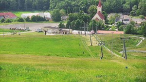 Skiareál Hlubočky - Horní část sjezdovky skiareálu Hlubočky - 31.5.2026 v 15:55 Skiareál Hlubočky - Horní část sjezdovky skiareálu Hlubočky - 31.5.2026 v 15:55