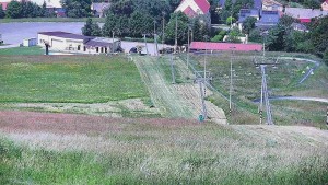 Skiareál Hlubočky - Horní část sjezdovky skiareálu Hlubočky - 16.6.2026 v 11:55 Skiareál Hlubočky - Horní část sjezdovky skiareálu Hlubočky - 16.6.2026 v 11:55