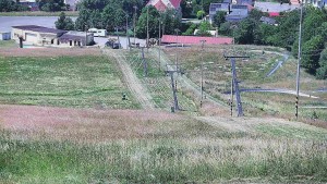 Ośrodek narciarski Hlubočky - Górna część trasy narciarskiej w ośrodku narciarskim Hlubočky - 24.6.2026 v 12:55 Ośrodek narciarski Hlubočky - Górna część trasy narciarskiej w ośrodku narciarskim Hlubočky - 24.6.2026 v 12:55